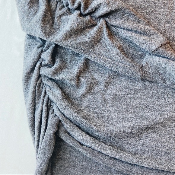 Soft ruched pullover - Picture 2 of 5